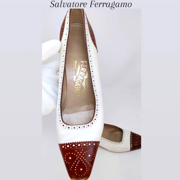 Salvatore Ferragamo Vintage Saddle Leather Heels 7.5